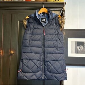 Women’s The North Face Vest, size Small